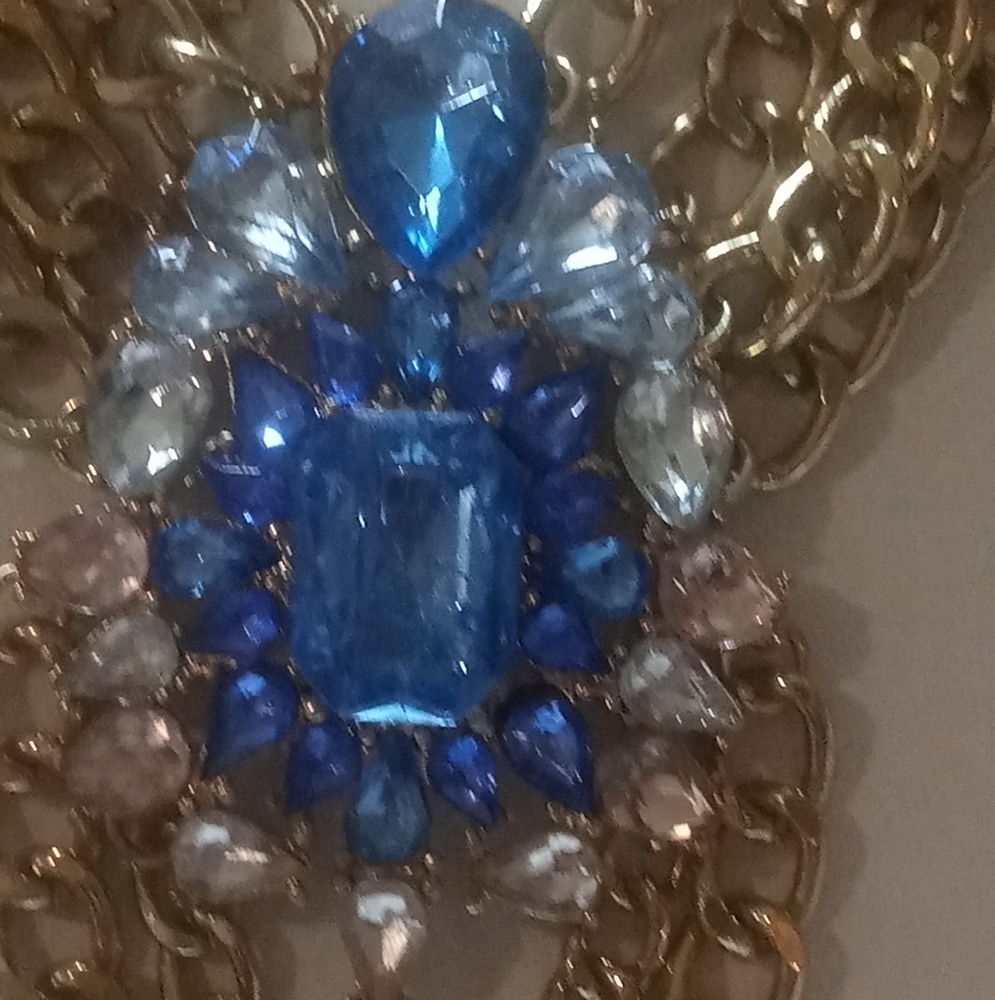 Crystal Necklace NWOT - Picture 2 of 2
